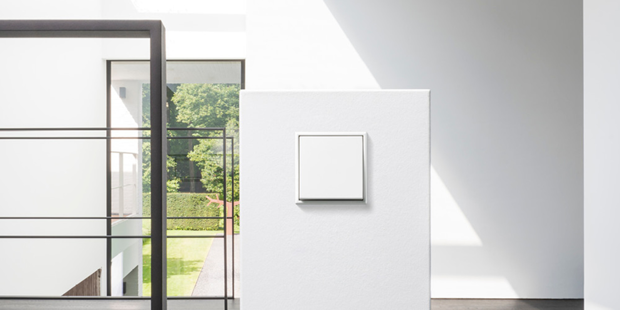 JUNG Schalterprogramme bei Martin Oberbauer in Tegernsee